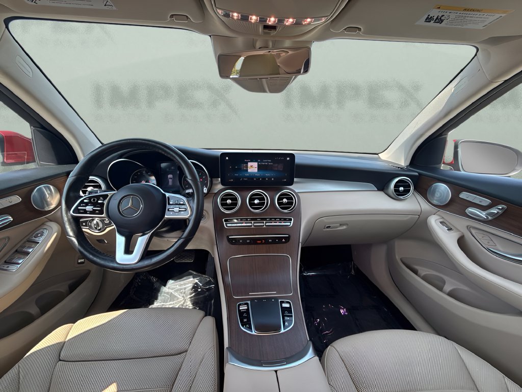 Used 2020 Mercedes-Benz GLC 300 4MATIC image 12
