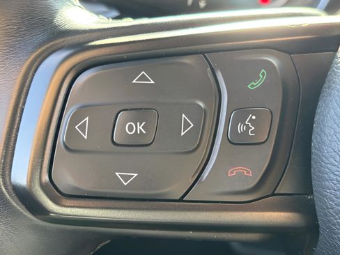 Used 2020 Jeep Wrangler Unlimited Sport image 35