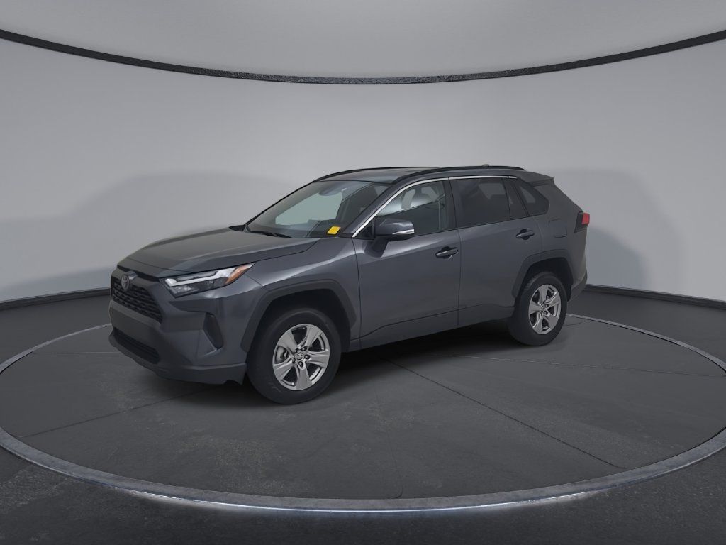 Used 2025 Toyota RAV4 XLE FWD image 8