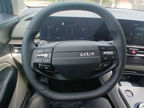 New 2026 Kia Sportage SX Prestige AWD/4WD image 14