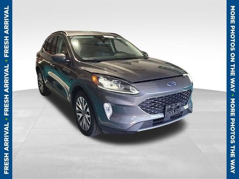 Used 2022 Ford Escape Titanium AWD/4WD image 1