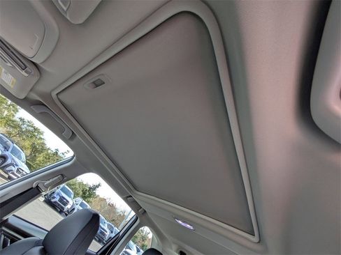 Used 2023 Subaru Forester Touring w/ Popular Package #3 image 18