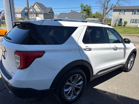 Certified 2023 Ford Explorer Limited w/ Equipment Group 301A AWD/4WD image 6