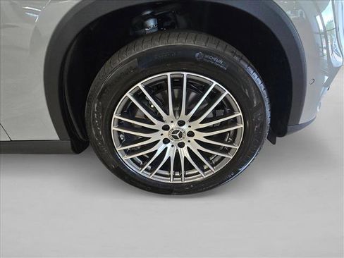 Certified 2026 Mercedes-Benz GLC 300 image 22