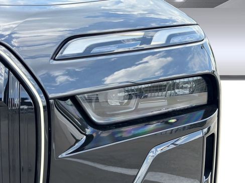New 2026 BMW i7 xDrive60 AWD/4WD image 11