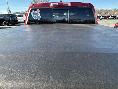 Certified 2024 Chevrolet Colorado Z71 w/ Z71 Convenience Package 2 image 9