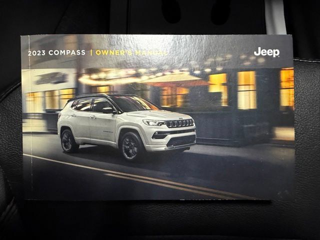 Used 2023 Jeep Compass Limited w/ Elite Group AWD/4WD image 44