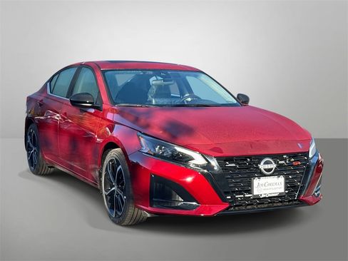 New 2025 Nissan Altima 2.5 SR w/ SR Premium Package image 13