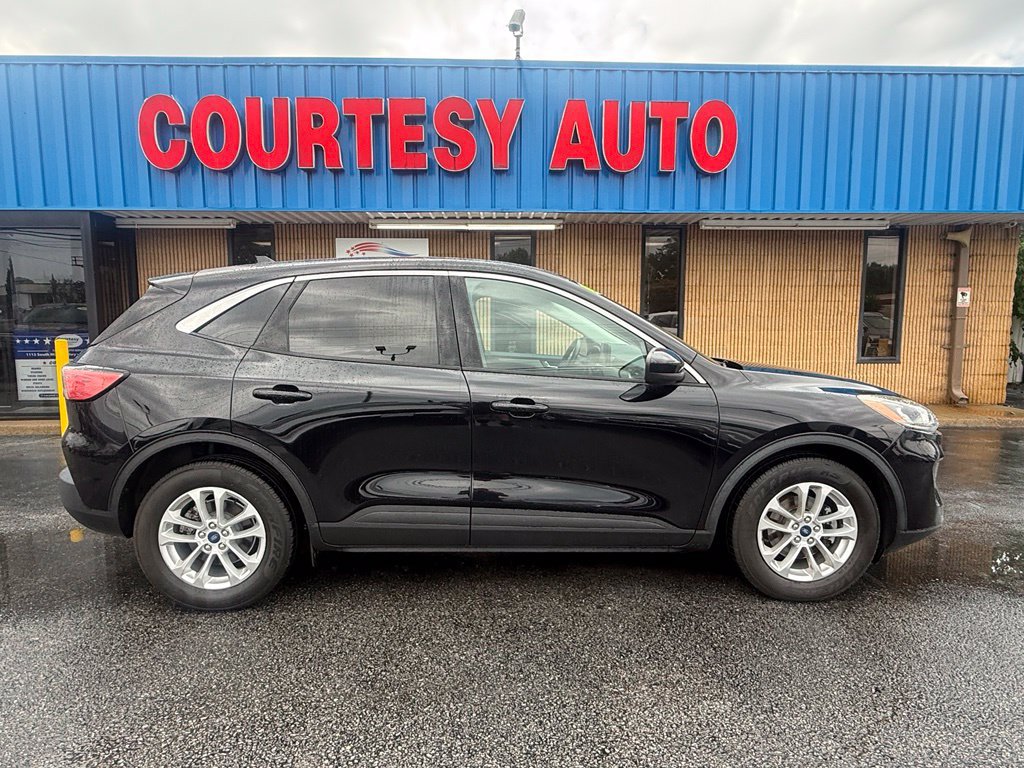 Used 2021 Ford Escape SE w/ Convenience Package FWD image 8
