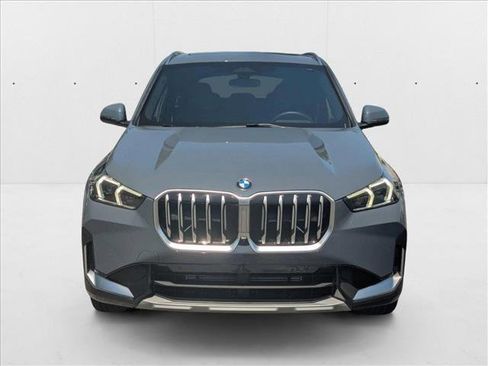 Certified 2025 BMW X1 xDrive28i image 6