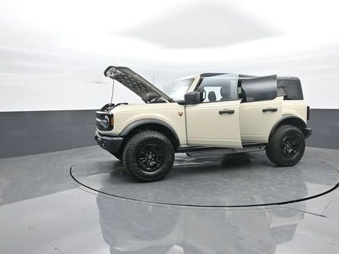 New 2026 Ford Bronco Badlands w/ Sasquatch Package image 35