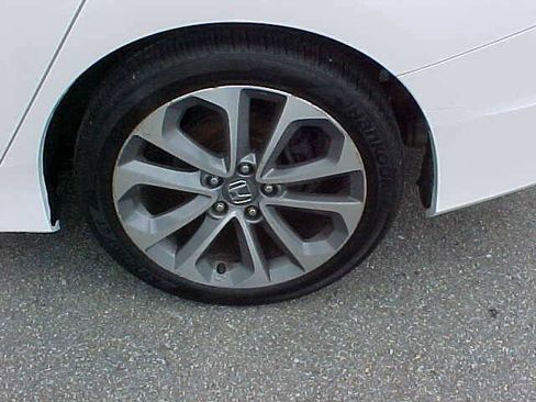 Used 2014 Honda Accord Sport image 35