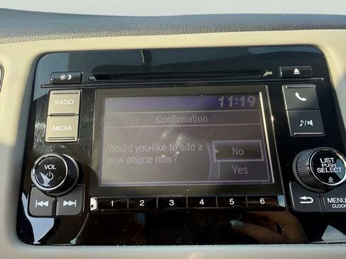 Used 2021 Honda HR-V LX image 18