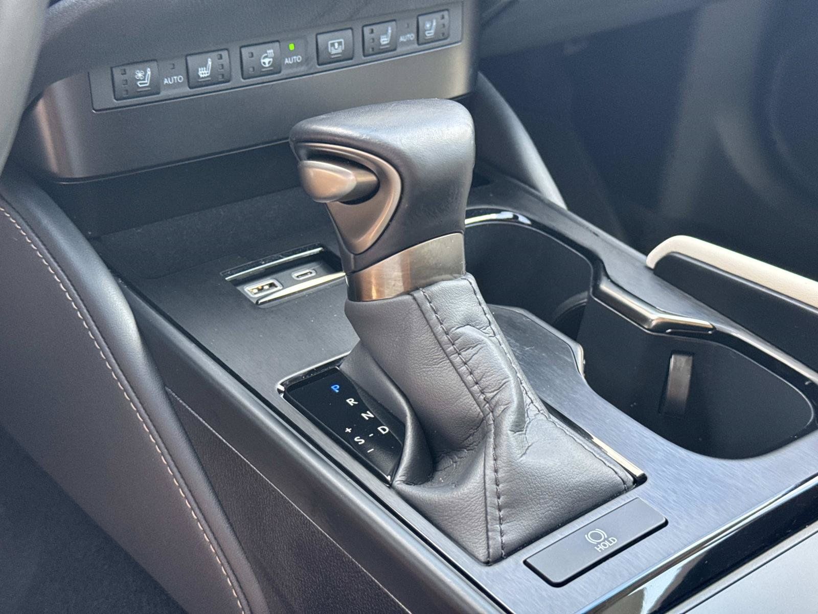 Used 2025 Lexus ES 350 w/ Premium Package FWD image 26