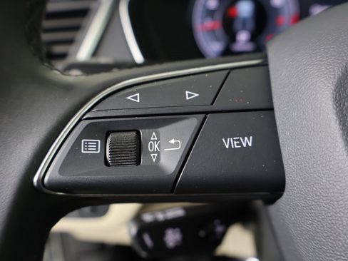 Used 2023 Audi Q5 2.0T Premium Plus w/ Premium Plus Package image 28