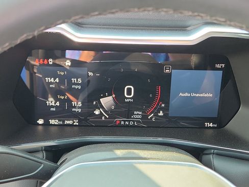 New 2025 GMC Canyon Elevation w/ Convenience Package image 17