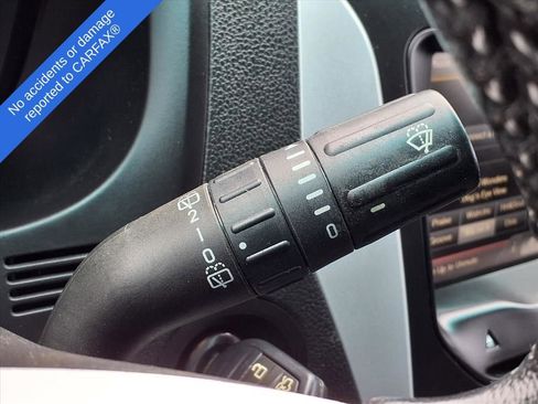 Used 2014 Ford Explorer XLT w/ Equipment Group 202A image 21