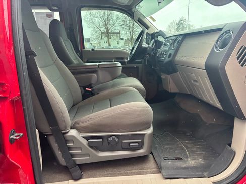 Used 2010 Ford F250 XLT image 14