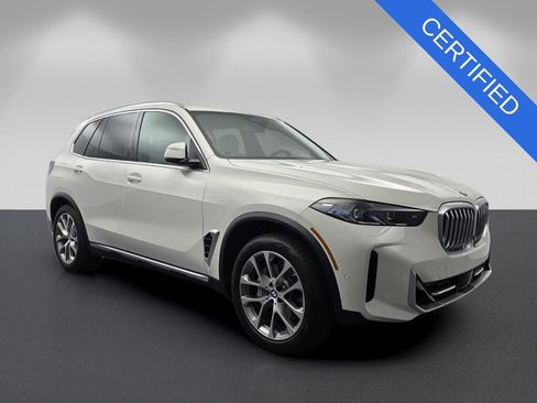 Used 2024 BMW X5 sDrive40i w/ Premium Package RWD image 1