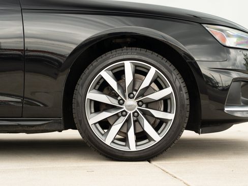 Used 2021 Audi A4 2.0T Premium Plus w/ Premium Plus Package AWD/4WD image 31