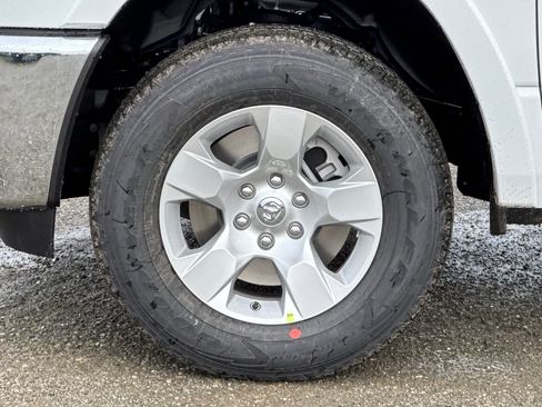 New 2026 RAM 1500 4WD 4D Crew Cab Big Horn/Lone image 23