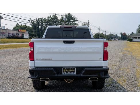 Used 2020 Chevrolet Silverado 1500 LT Trail Boss image 6