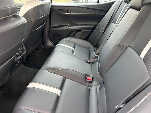 Certified 2025 Toyota Camry SE image 15