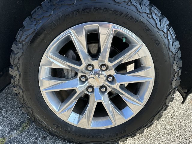 Certified 2022 Chevrolet Silverado 1500 LTZ w/ LTZ Premium Package AWD/4WD image 22