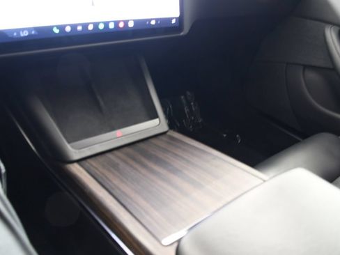 Used 2022 Tesla Model S AWD/4WD image 33