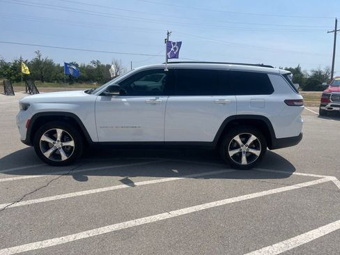 Used 2021 Jeep Grand Cherokee L Limited AWD/4WD image 2