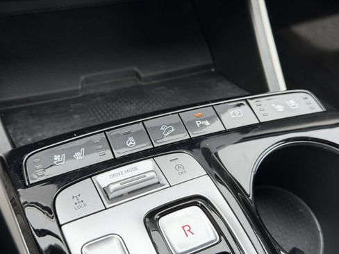 Certified 2023 Hyundai Tucson Limited AWD/4WD image 34