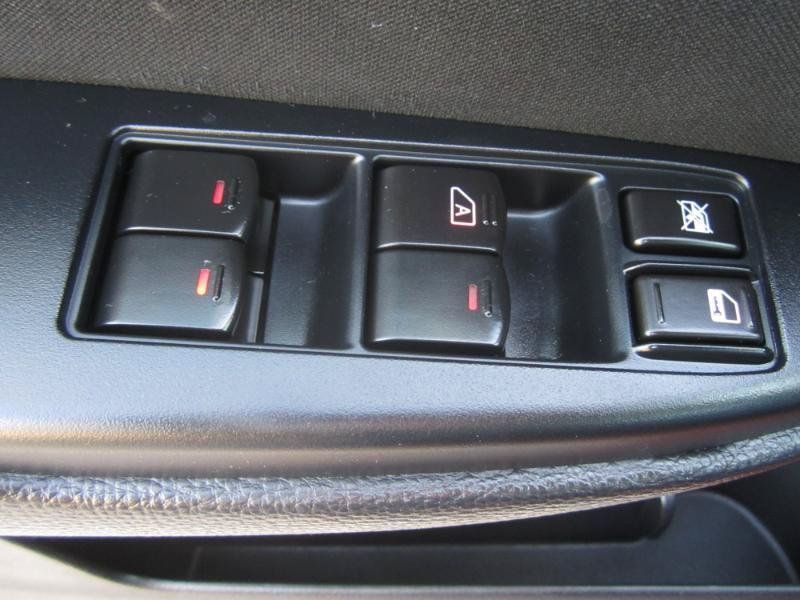 Used 2011 Subaru Legacy 2.5i Premium AWD/4WD image 22