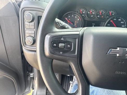 Used 2020 Chevrolet Silverado 1500 Custom Trail Boss w/ Custom Convenience Package AWD/4WD image 18
