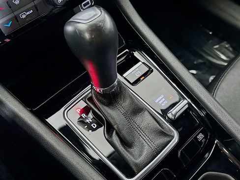 Used 2023 Jeep Compass Limited image 31