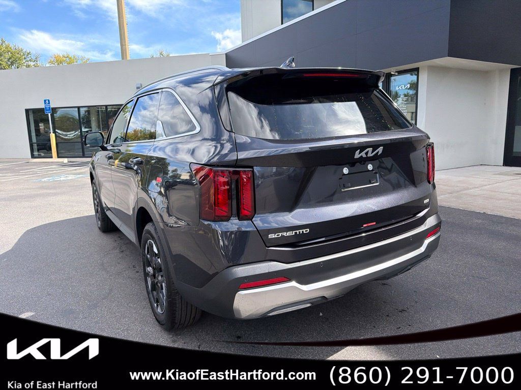 New 2026 Kia Sorento S AWD/4WD image 10