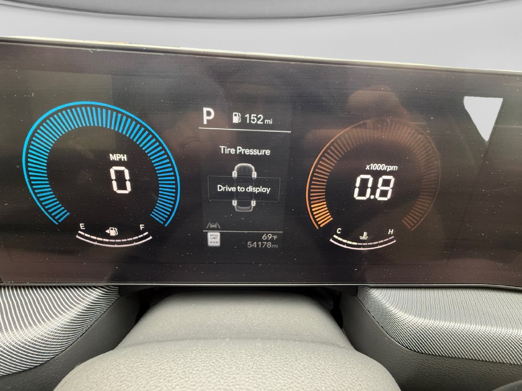 Used 2025 Hyundai Sonata SEL FWD image 13