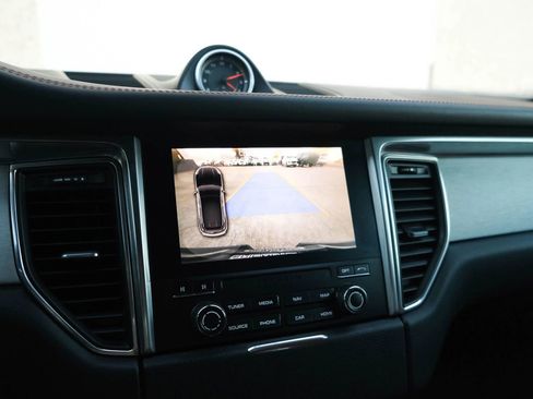 Used 2017 Porsche Macan GTS w/ Premium Package Plus image 33