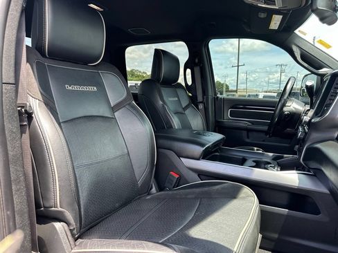 Used 2022 RAM 2500 Laramie w/ Night Edition AWD/4WD image 22