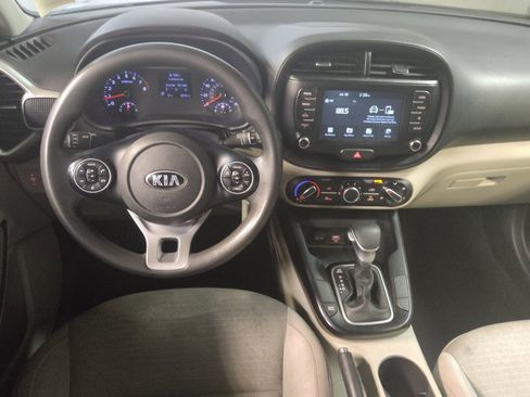 Used 2021 Kia Soul S FWD image 22