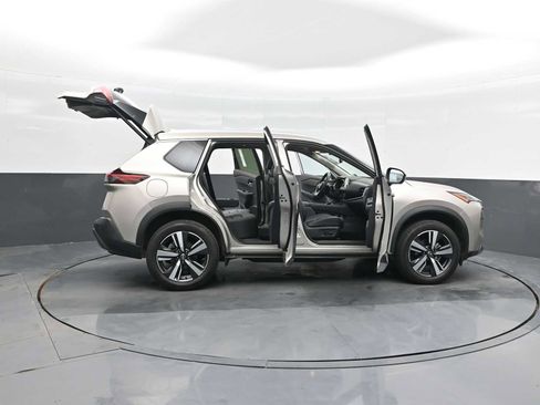 Used 2023 Nissan Rogue SL FWD image 37