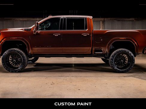 Used 2024 GMC Sierra 2500 Denali Ultimate image 6