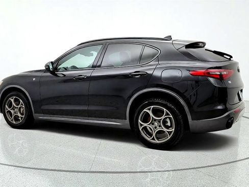 Used 2023 Alfa Romeo Stelvio Ti AWD/4WD image 7