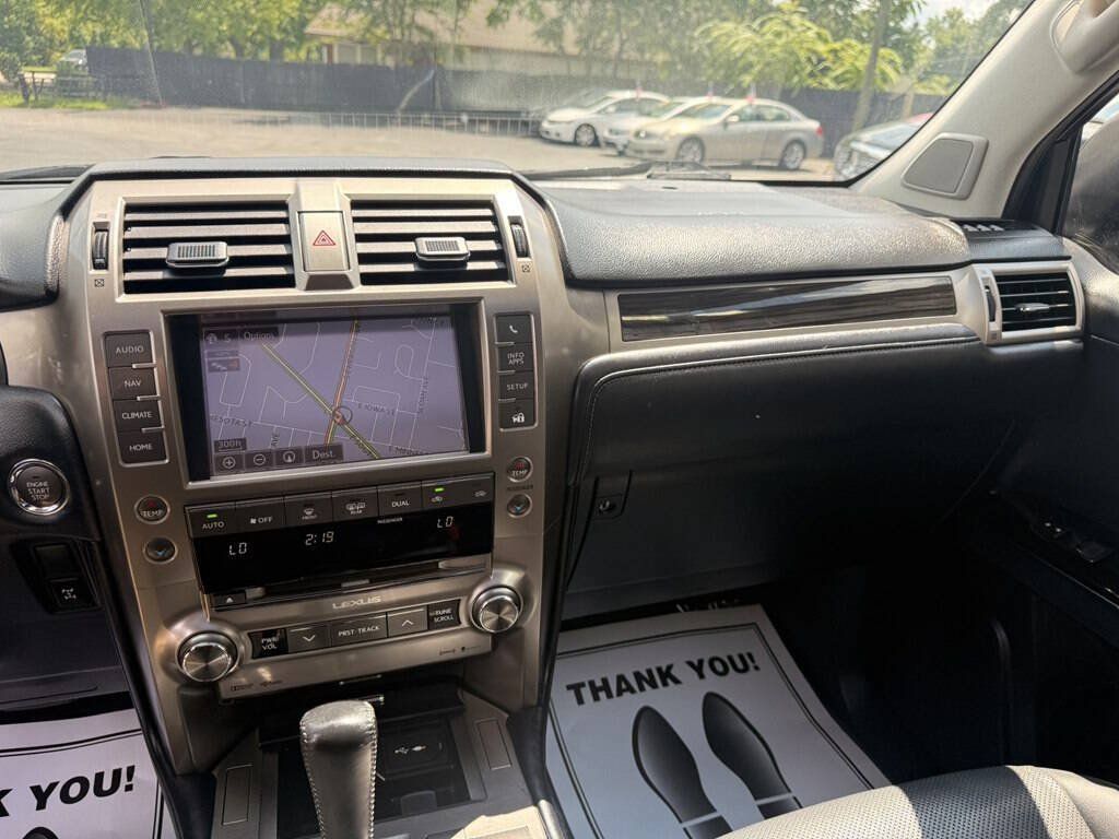 Used 2014 Lexus GX 460 AWD/4WD image 40
