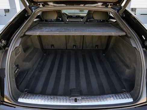 Used 2019 Lamborghini Urus image 32