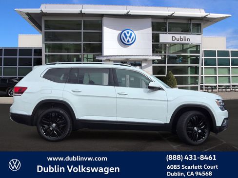 Used 2019 Volkswagen Atlas SEL Premium image 3