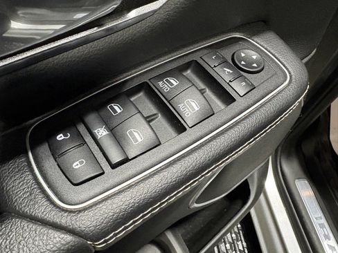 Used 2022 RAM 1500 Laramie image 21