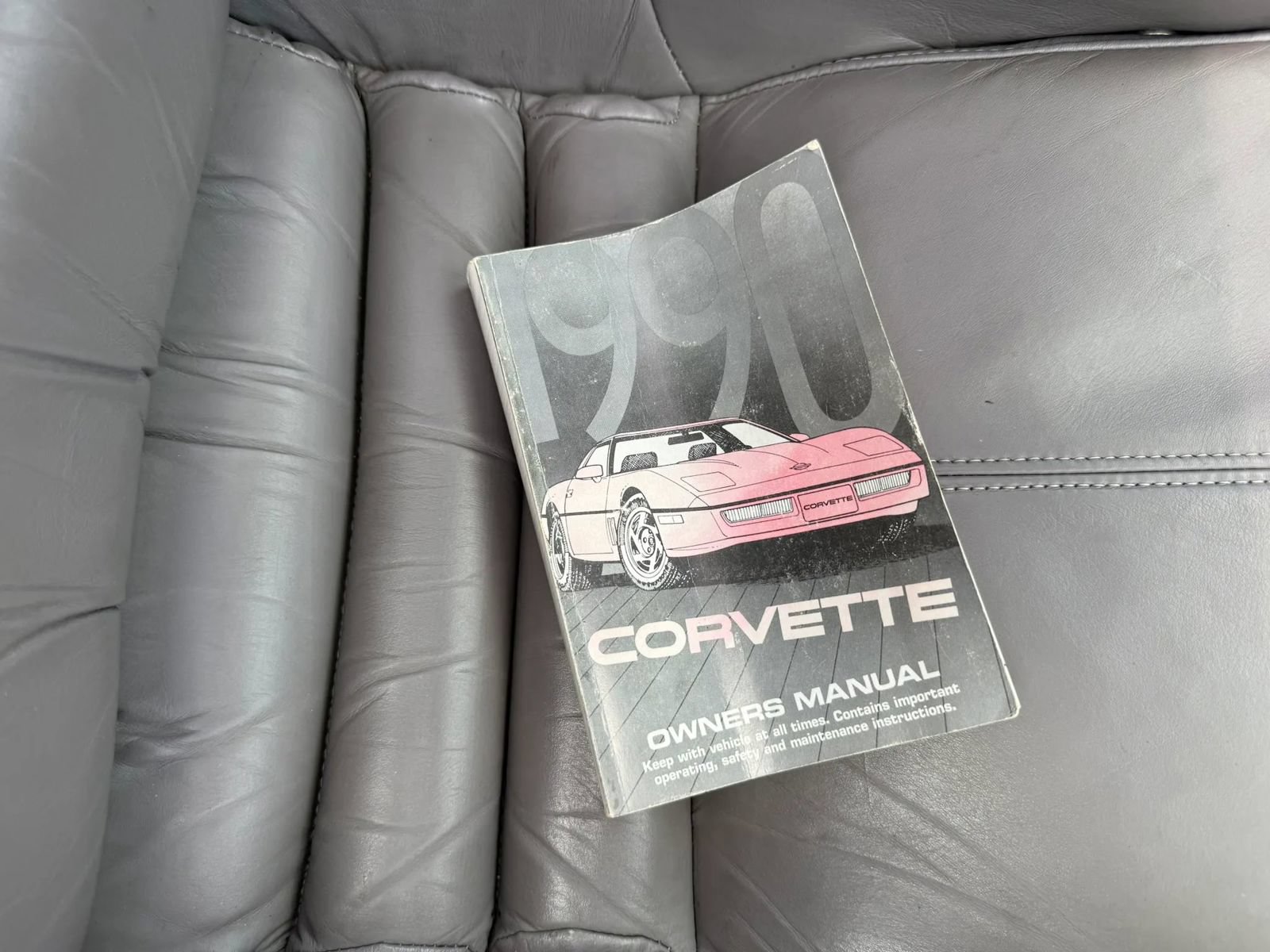Used 1990 Chevrolet Corvette Coupe RWD image 18