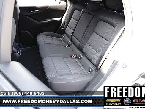 Used 2026 Chevrolet Equinox LT FWD image 10