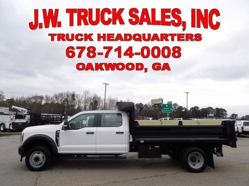 Used 2024 Ford F550 2WD Crew Cab Super Duty image 2