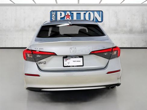 Used 2024 Honda Civic Sport image 6